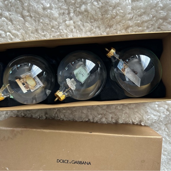 Dolce & Gabbana Christmas Glass Ornaments - Picture 13 of 14